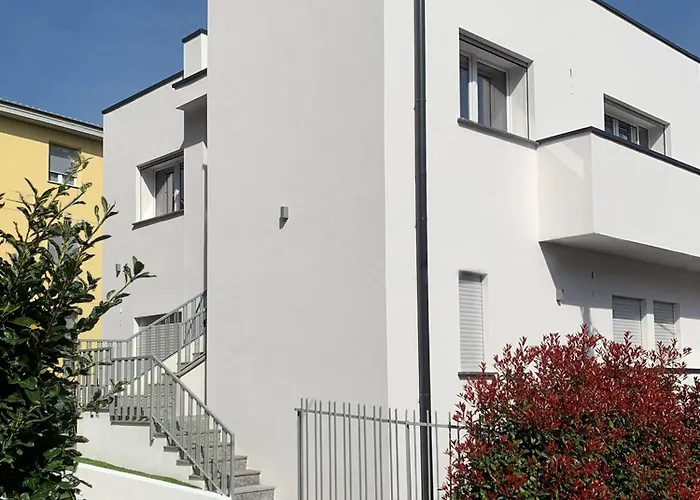 - Cernobbio Appartement *